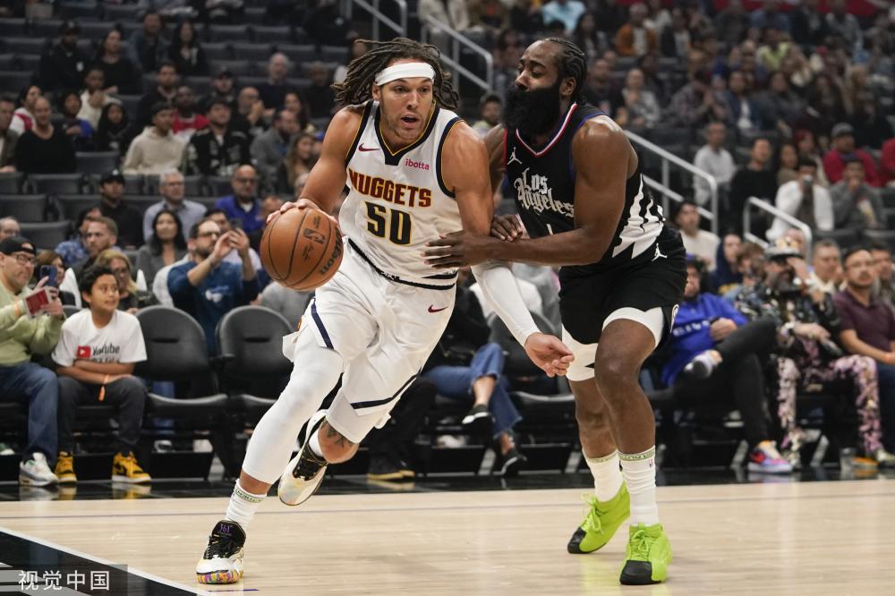 大脚长传 大脚长传