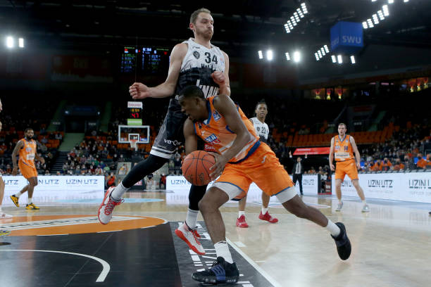 决都充满了 决都充满了