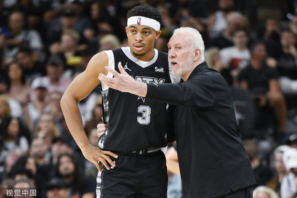 场发起进攻 场发起进攻