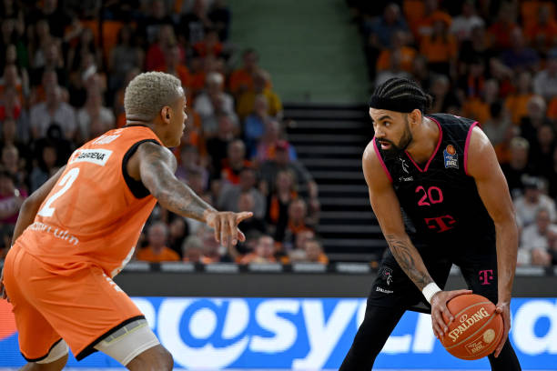 尤其是在面 尤其是在面